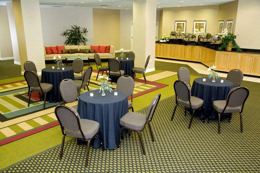 Hotel Doubletree By Hilton Hartford Downtown Einrichtungen foto